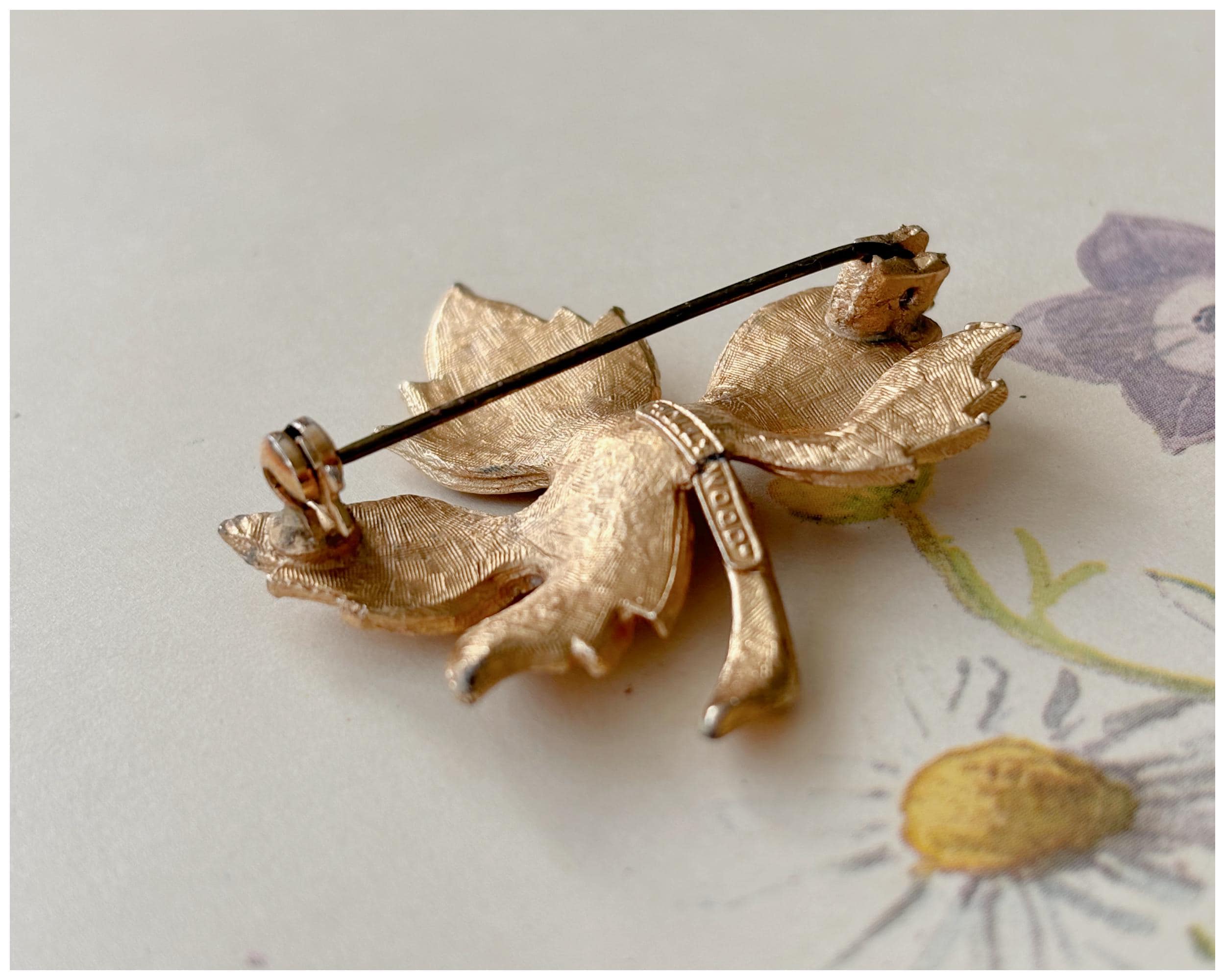 Vintage Gold Toned Autumn Maple Leaf Brooch with Small Turquoise Details by Hollywood